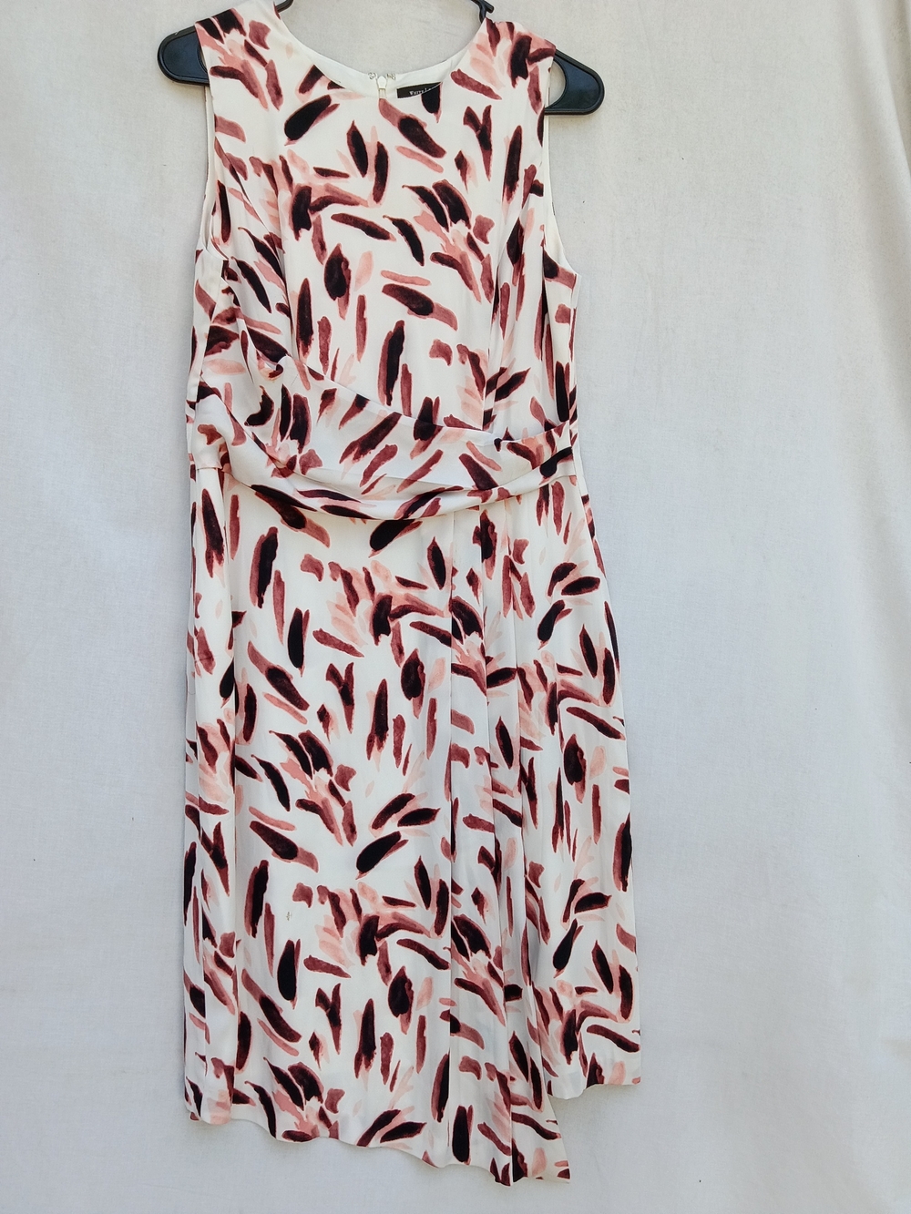 White House Black Market Sleeveless White Midi Dress Red & Black Brushstroke